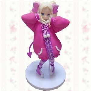 Re:Zero -Starting Life in Another World- Beatrice Big Hoodie Ver. Figure